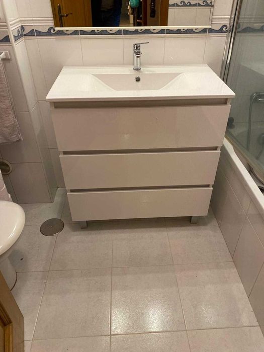 Arrendamento de apartamento T2 na Rua António Maria de Sousa
