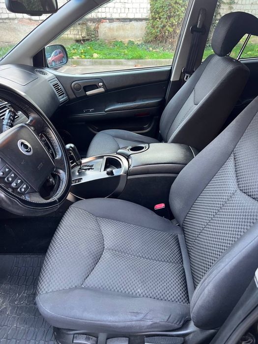 SsangYong Kyron 2008 год  (от 1300$)