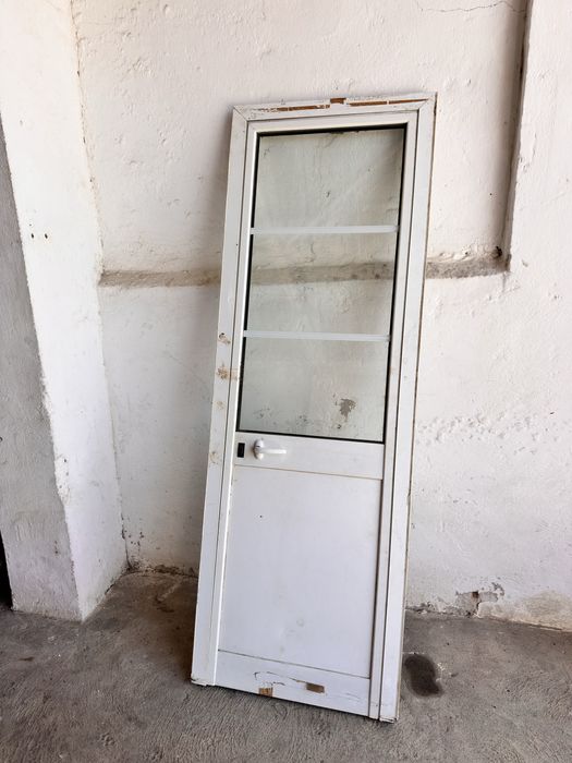 Porta de aluminio com vidro duplo