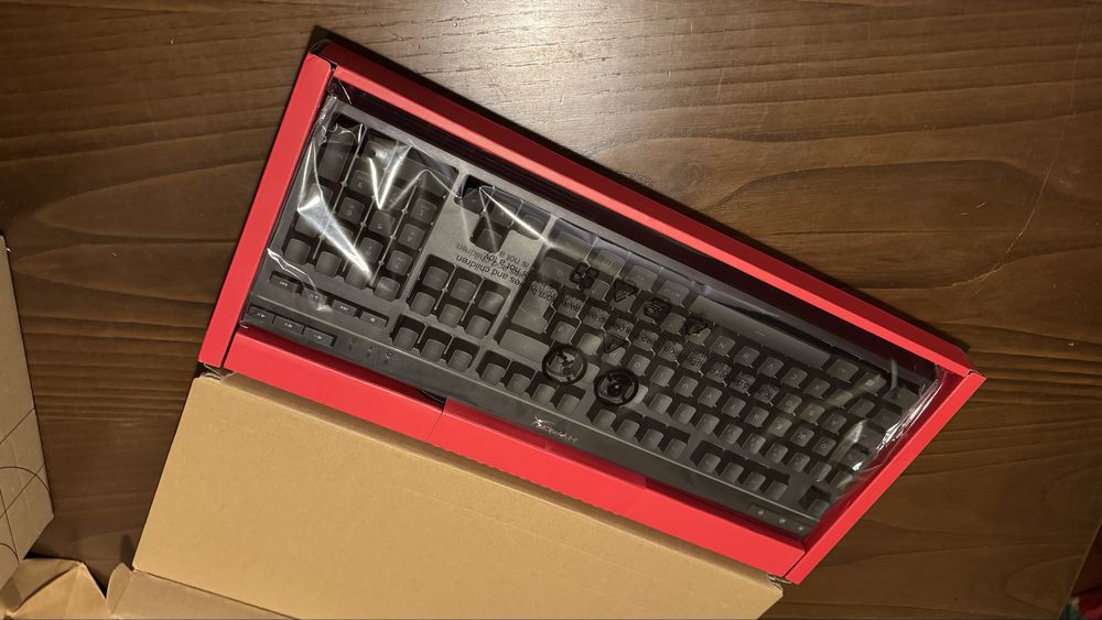 Teclado Hyperx Alloy Core RGB - PT-BR