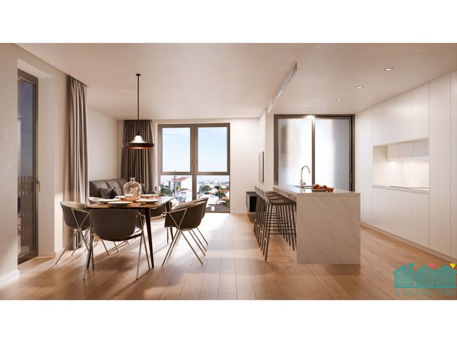 Apartamento T2 com Lugares de Garagem em São Bernardo