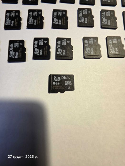 Продам карту памяті microSDHC SanDisk EDGE 8Gb, Class 4 б/в.