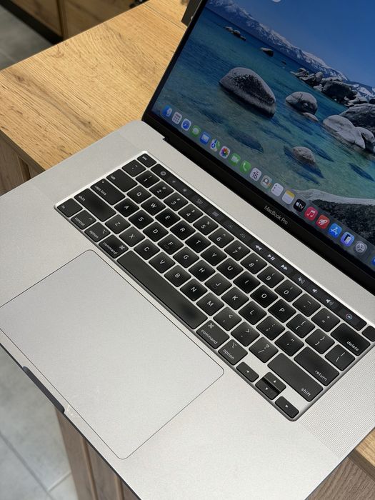 MacBook Pro 16 2019 i9/16/512Gb • Гарантія