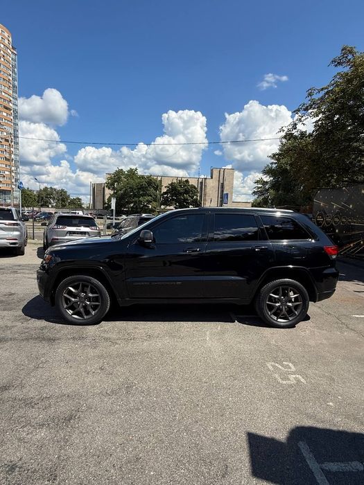 Оренда Jeep Grand Cherokee/ прокат джипа/ Прокат авто Київ/ оренда кросовера