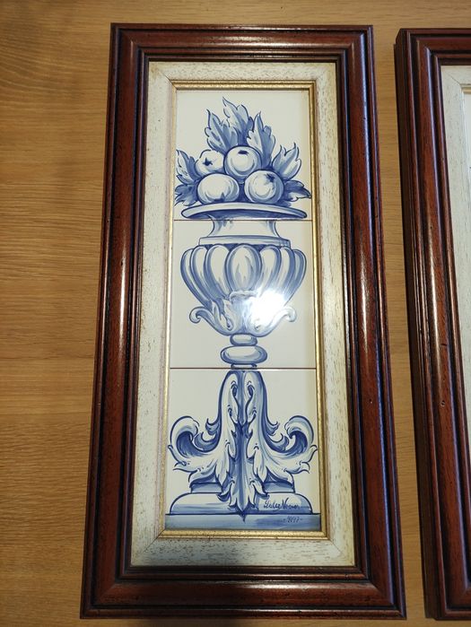 Conjunto de dois quadros em azulejo pintado á mão