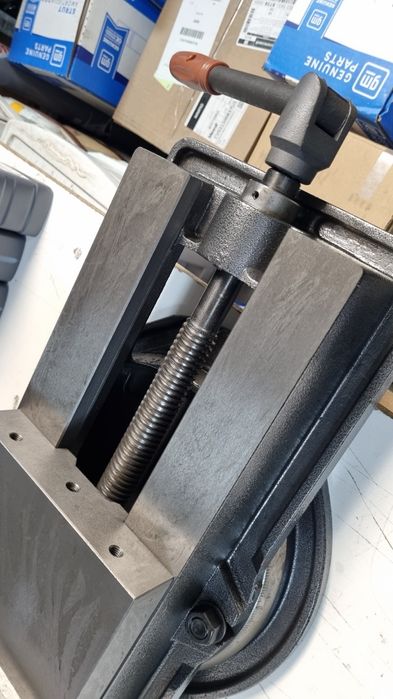 Тиски прецизионные станочные QM16160. 16200. поворотные (лещата)