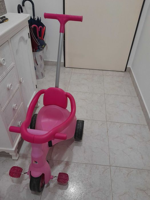 Triciclo criança