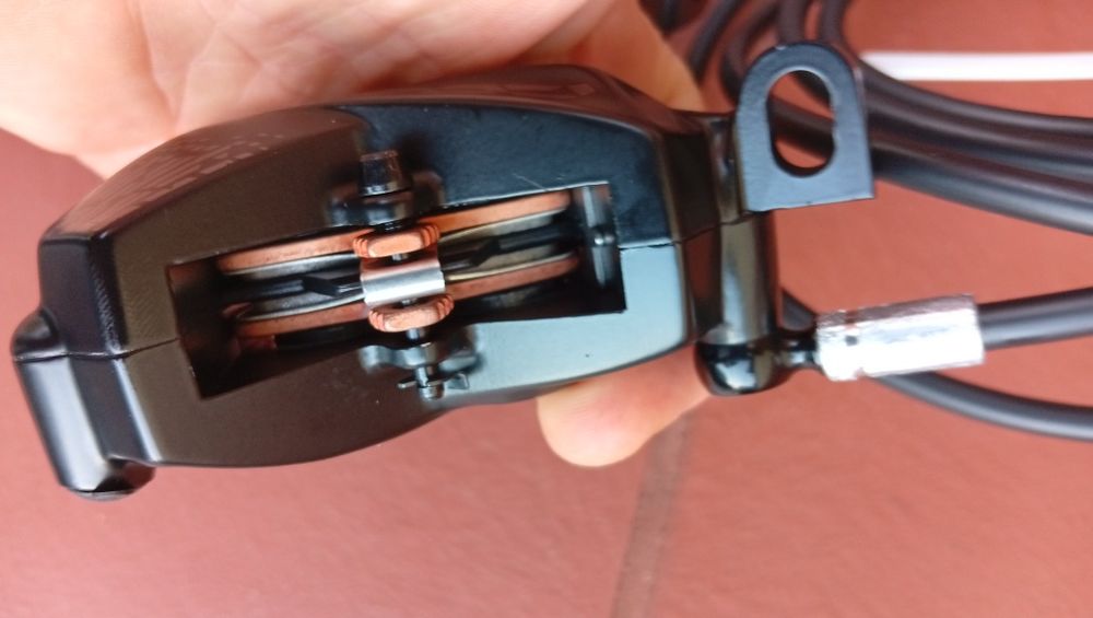 Hamulce tarczowe Sram code  nowe  tył