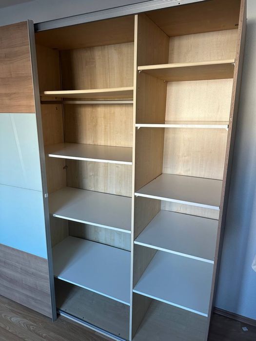 Sprzedam szafę z dostawą