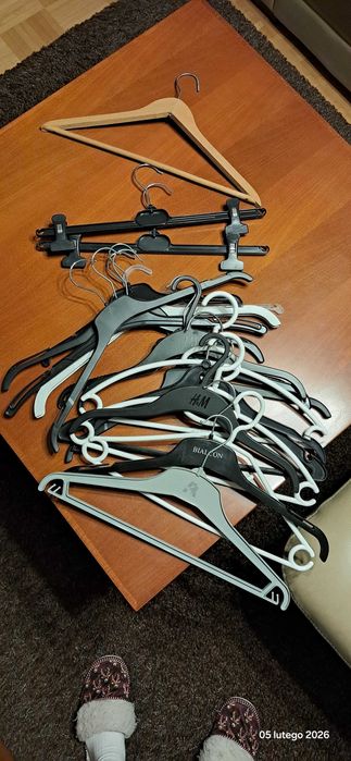 Wieszaki różne 20sztuk