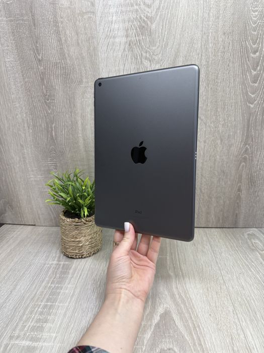 iPad 7, 32 GB, Wi-Fi