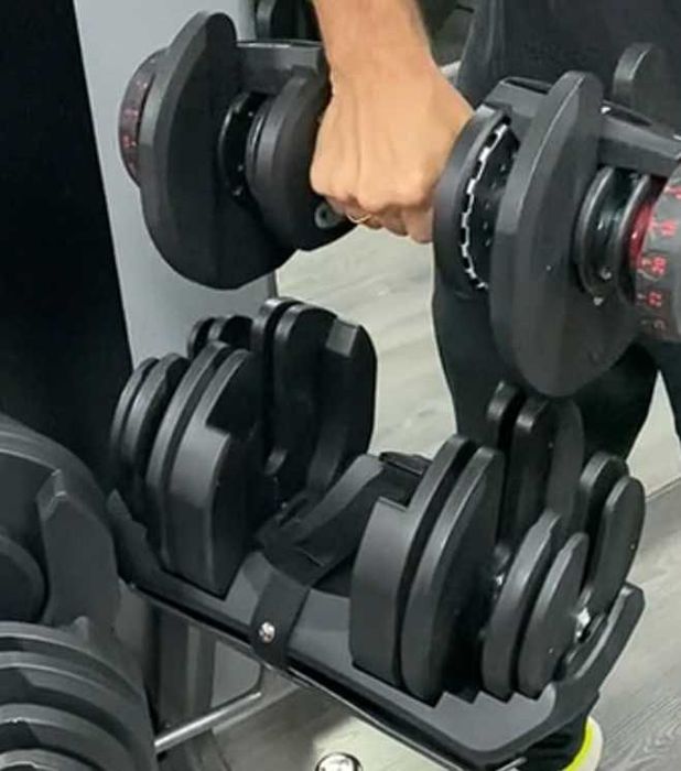 гантеля регульована від 5 до 40 кг на підставці 17 рів гантель гантелі