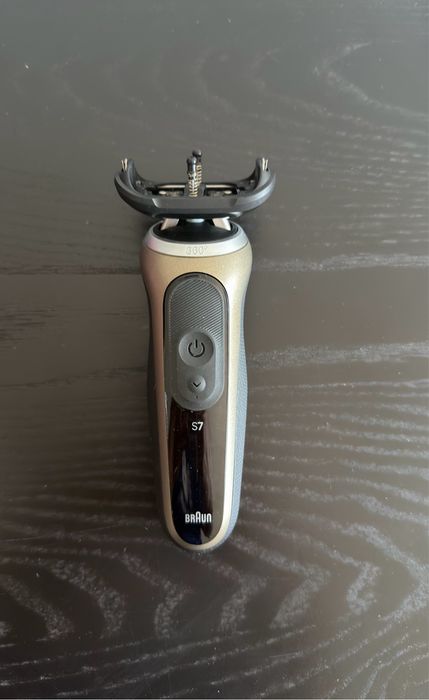 Máquina de Barbear Series 7 72-C1200 S (Dourado) - BRAUN