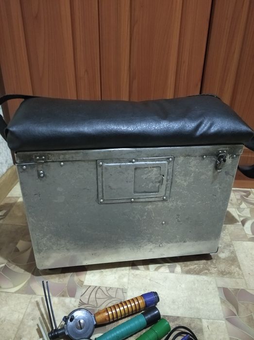 Ящик для зимней рыбалки