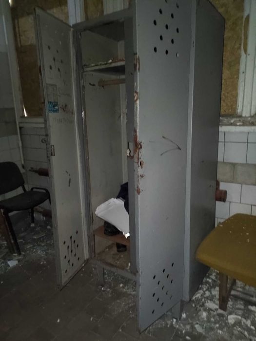 Шафа металева для одягу, інструментів тощо