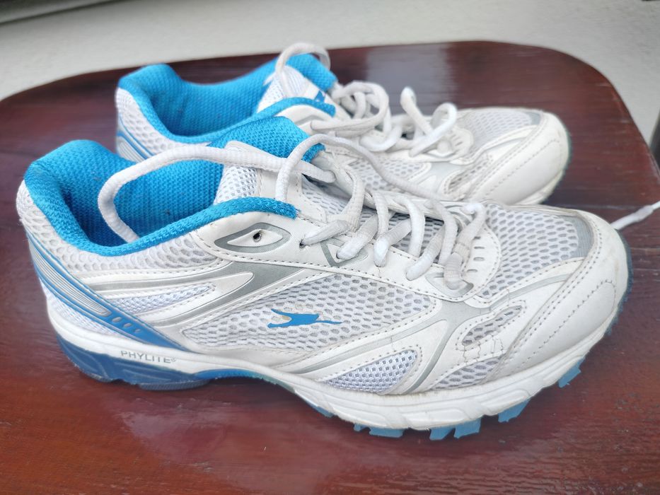 Buty sportowe r.39