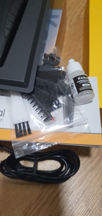 Máquina barba e cabelo novo