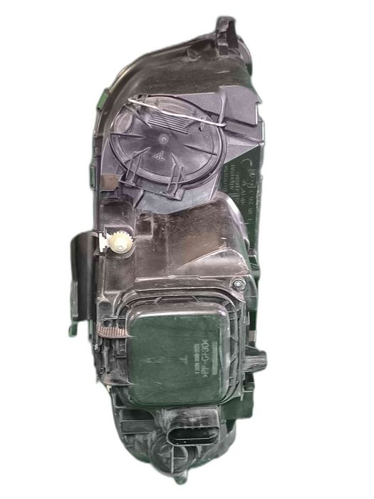 Ótica / Farol Esquerdo AUDI A3 Sportback 8P0941003K (OEM) | 0301206201 (OEM)