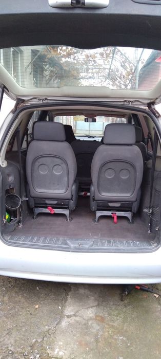 Ford Galaxy (мінівен)