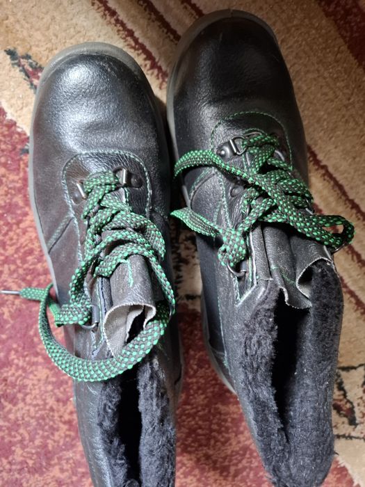 Brgrenland trzewiki buty robocze ocieplane roz 44