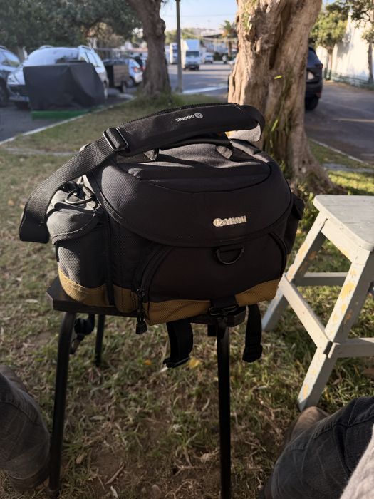 Mala Canon para Câmara Fotográfica e Acessórios