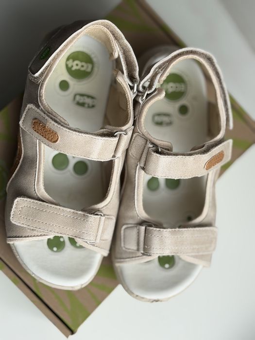 Босоніжки на хлопчика Chicco . 30 р