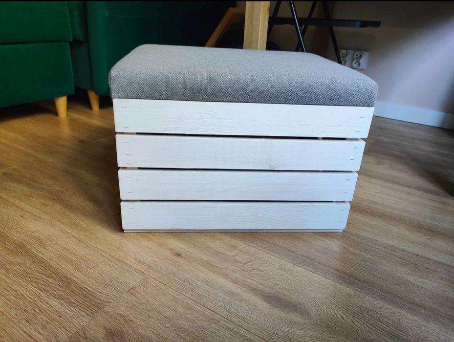 Skrzynia z siedziskiem