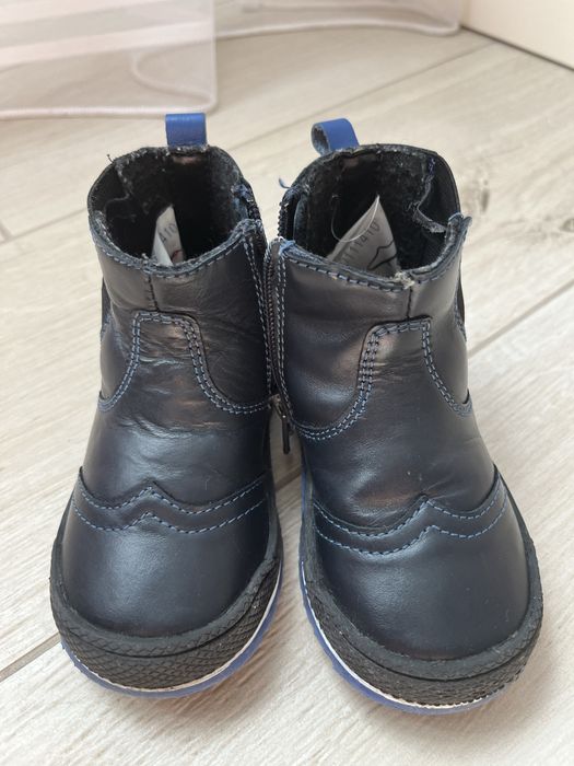 Чоботи черевики осінь весна