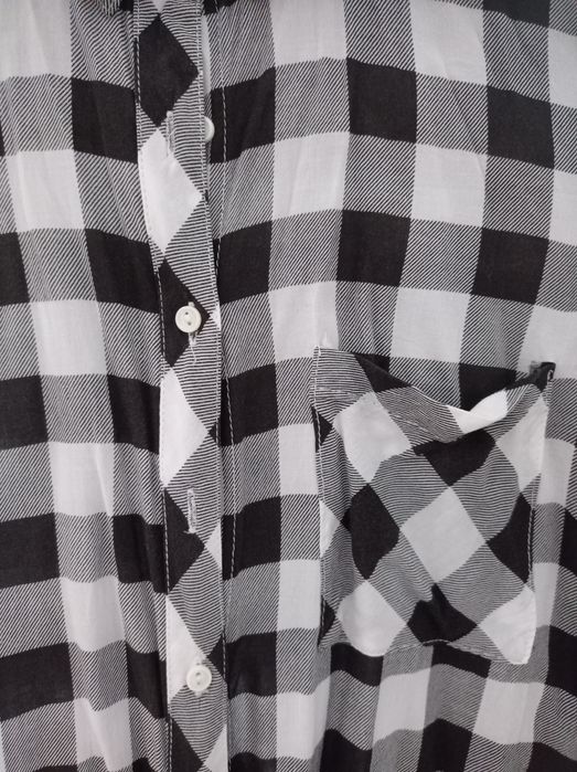 Krótka kraciasta koszula Pull&Bear, miękka i przewiewna, rozmiar S