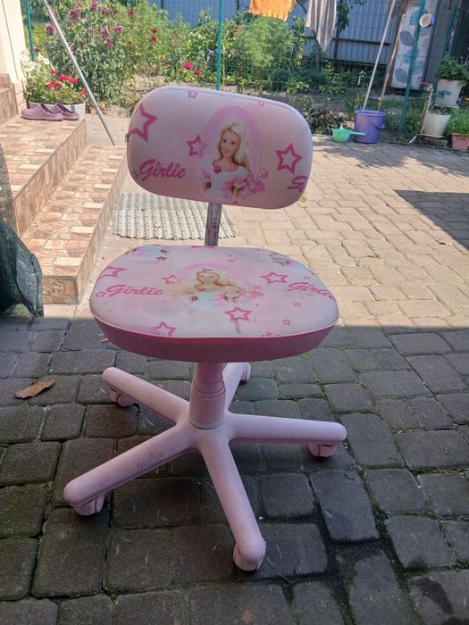 Дитяче розове крісло для комп'ютера.400гр