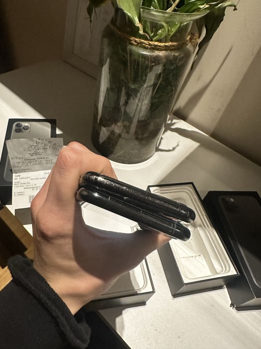 2x iPhone 11 Pro 256GB + 64GB 2x100% midnight black + midnight green
