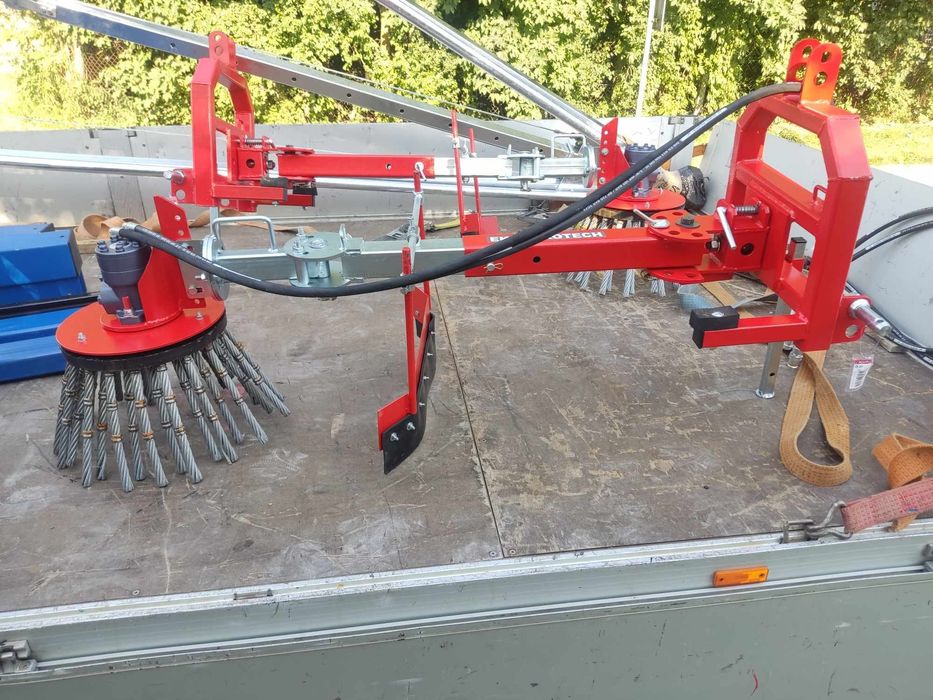 Odchwaszczarka rotacyjna hydrauliczna na tuz ciągnika TRANSPORT