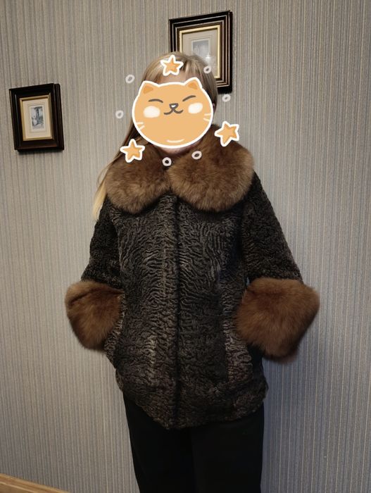 Коротка каракулева шуба з писцем