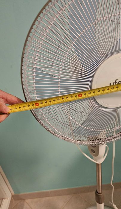 Ventilador de verão automático UFESA, diâmetro 42 cm, cum telecomando