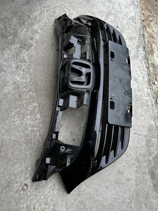 Решітка honda hrv 2019+