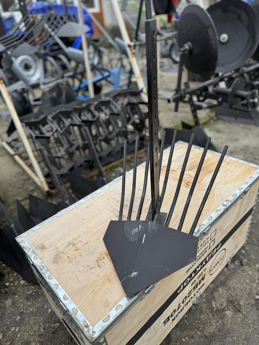 Навісне обладнання для мотоблоку фреза підгортач плуг