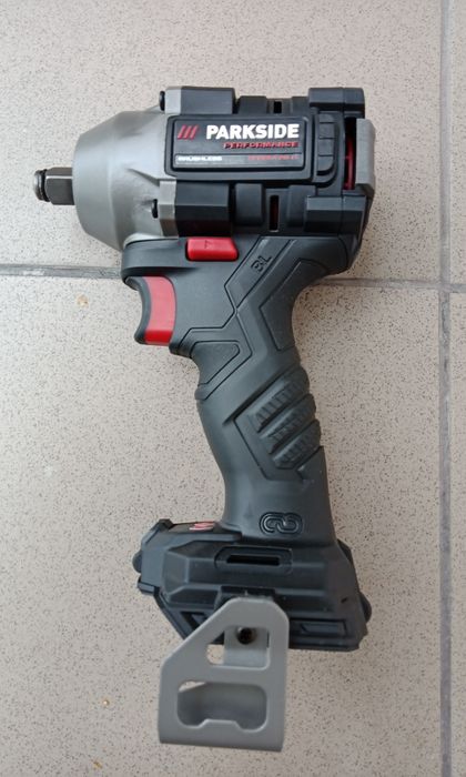 Klucz udarowy do kół firmy Parkside Performance PPDSSA 20-Li A1