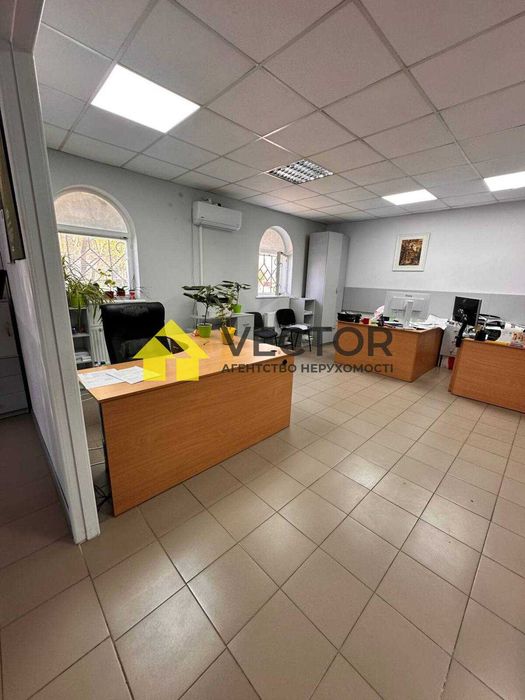 БЕЗ КОМІСІЇ 0% Приміщення 200м2 з ремонтом та інд.опаленням
