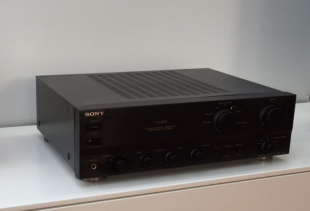 Amplificador Sony TA-F561R