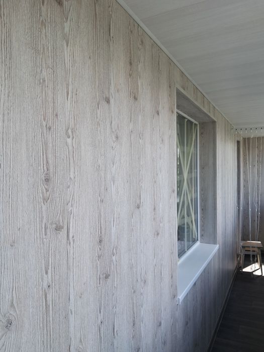 Обшивка балкона вагонкою