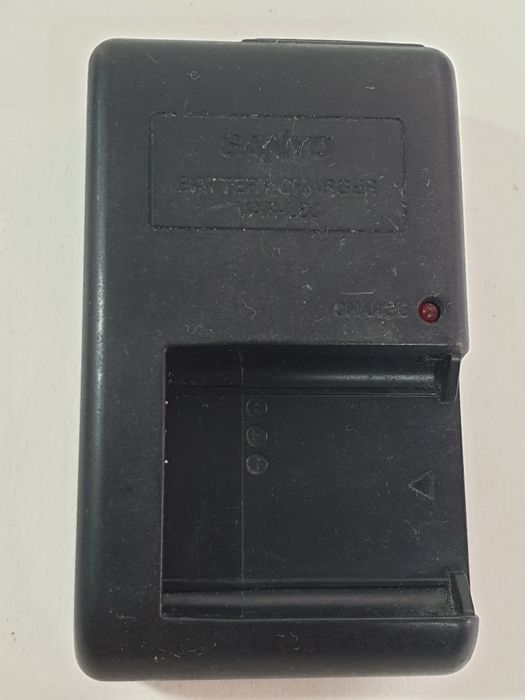 Зарядное устройство Sanyo VAR-L80  (Sony )