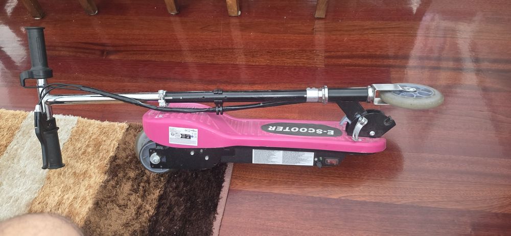 E Scooter Rosa Infantil