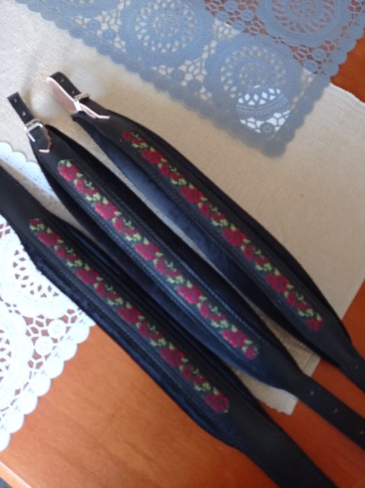 Pasy folkowe do akordeonu.