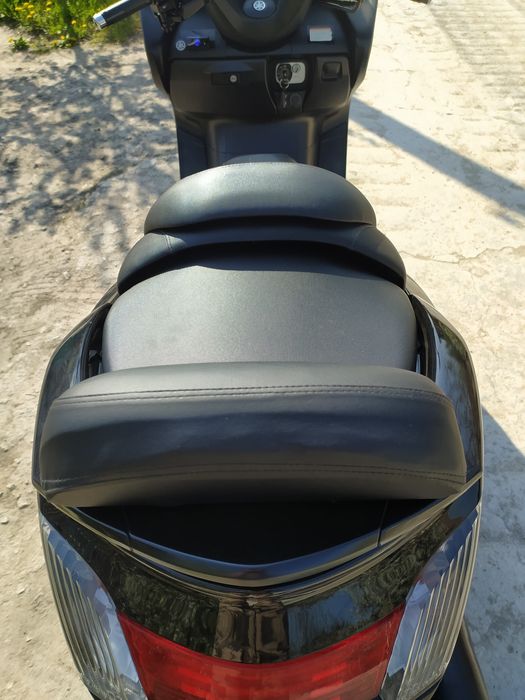 Продам Ямаха Маджести (гранд) 250 SG-15J 2005г.(инжектор)