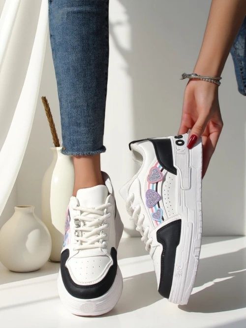 4 KOLORY 36 37 38 sneakersy 39 40 na platformie z naszywką brokatem