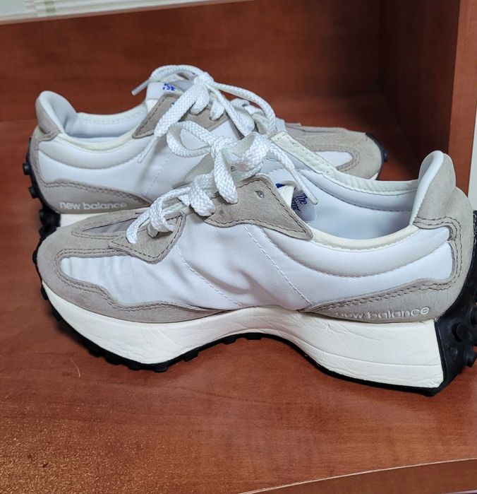 Кросівки new balance 327, оригінал,  35 розмір, 22.5см 1250