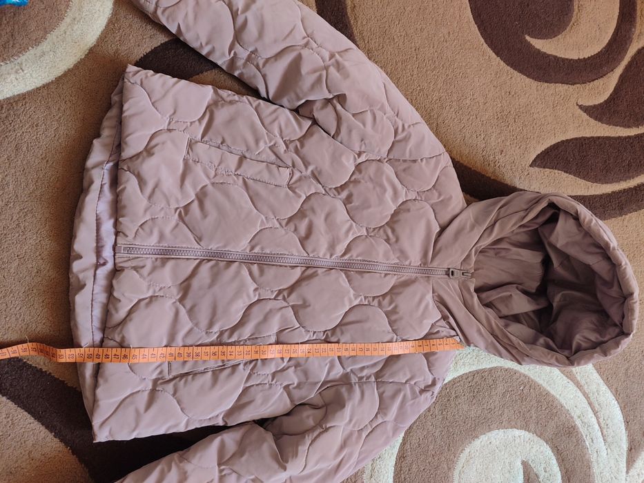 Куртка весняна для дівчинки