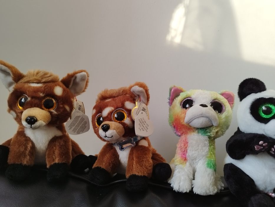 м'які іграшки різні звірята