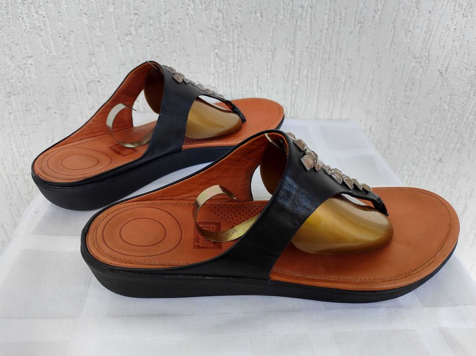 Шлепки,вьетнамки кожанние ортопедические Fitflop р.39