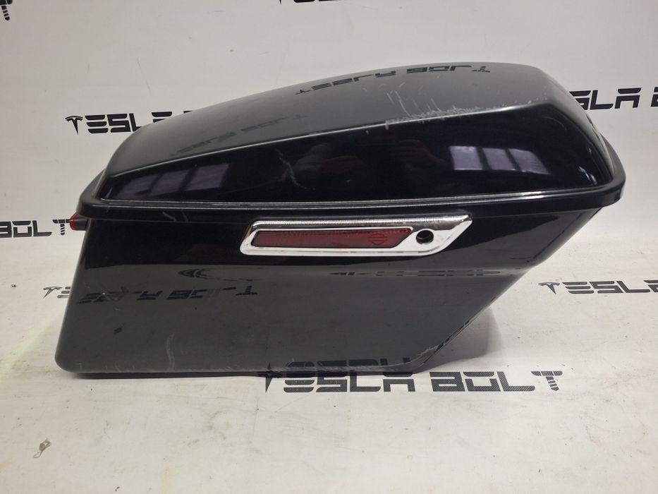 Кофр правий оригінал Harley Davidson 2014-2023 рік